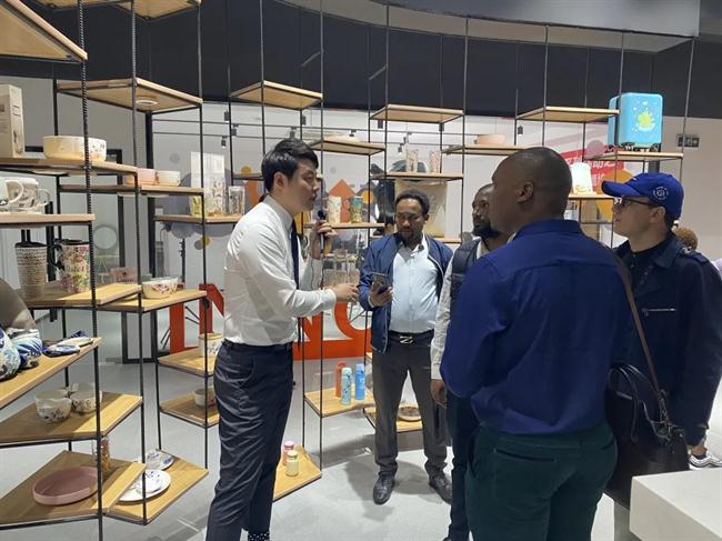 clip_image005.jpg clip_image005.jpg